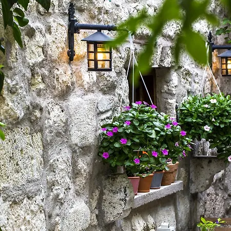 Firuze Alacati Hotel & Meyhane ベッド・アンド・ブレックファスト