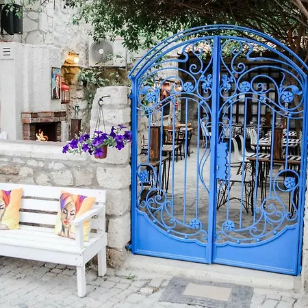 Firuze Alacati Hotel & Meyhane Frühstückspension
