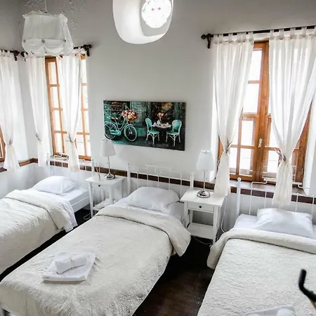 Firuze Alacati Hotel & Meyhane Bed & Breakfast 3*